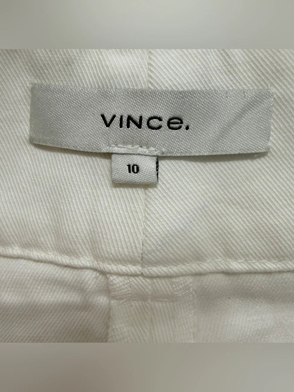 Vince White Belted Cotton Linen Blend Pleated Shorts Size 10